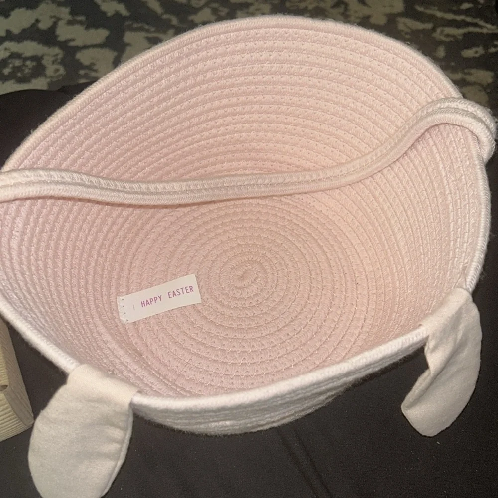 NWT Large Pink Bunny w/Ears Basket